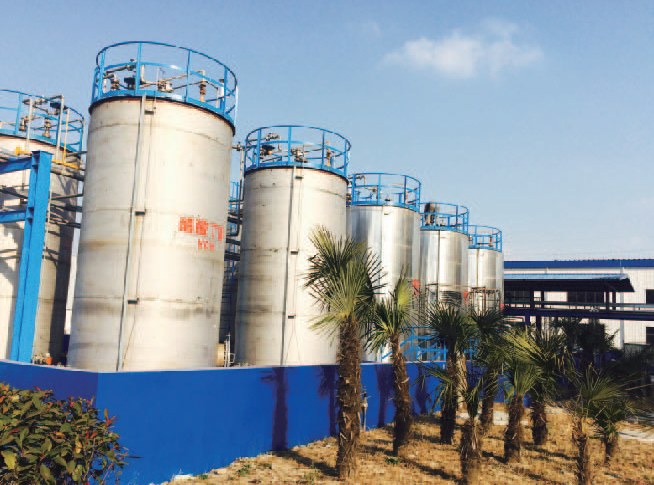 Raw-material storage tanks