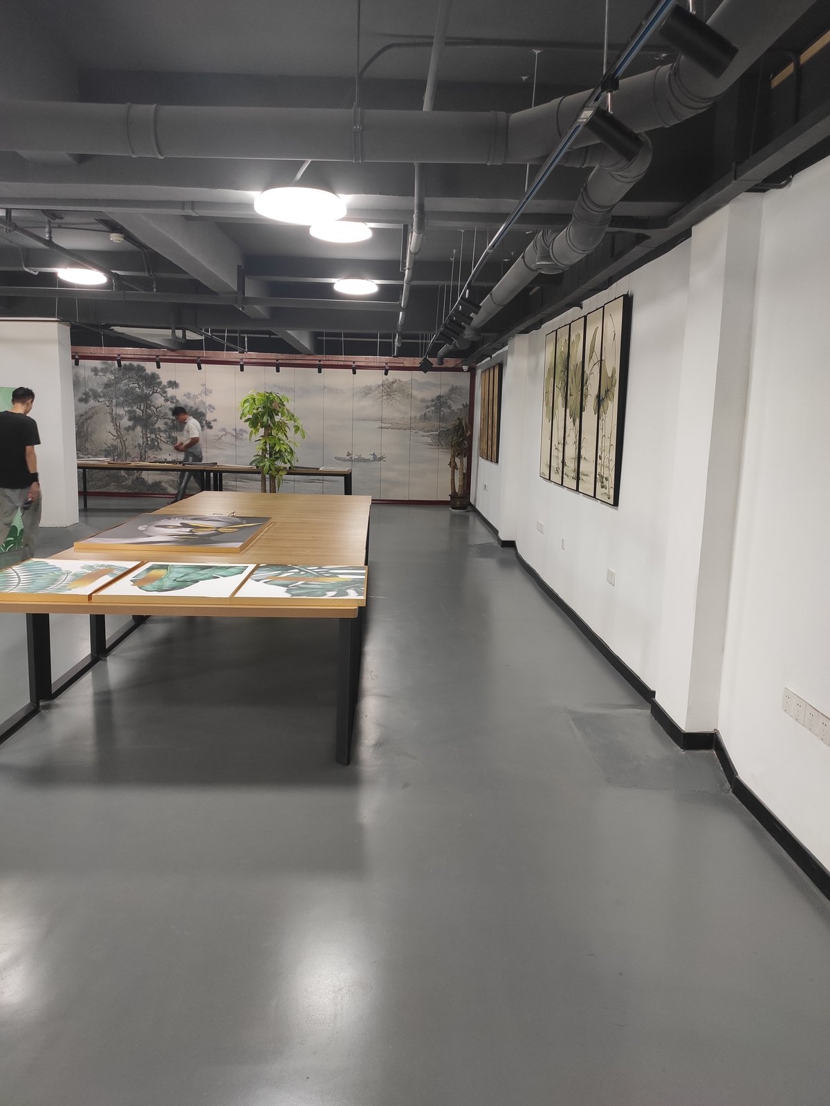 Retail & commercial interiors