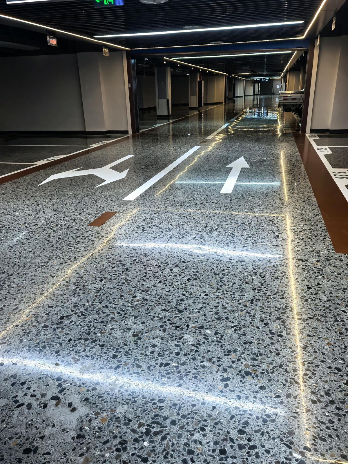 Terrazzo-style aggregate flooring
