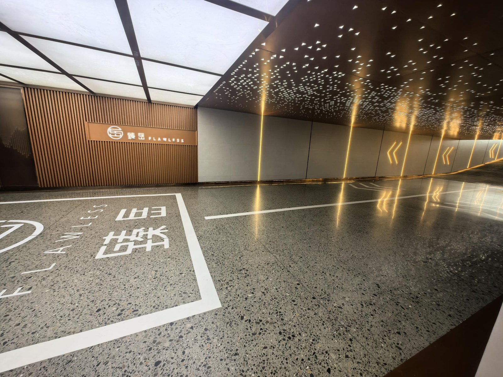 Terrazzo-style aggregate flooring
