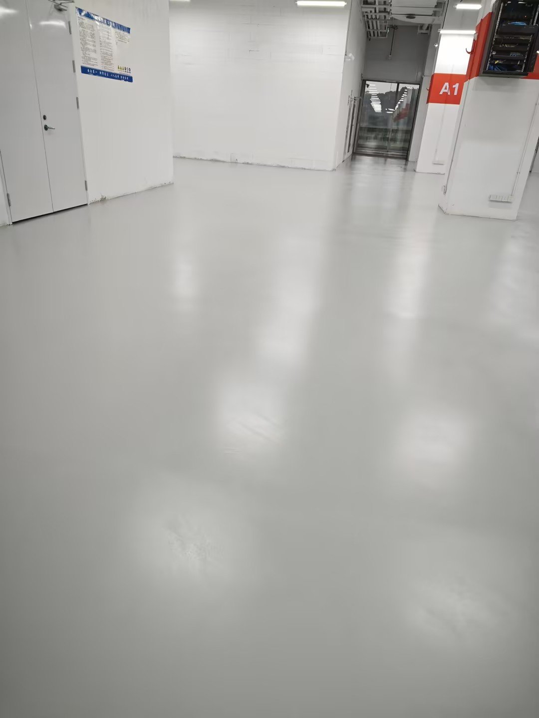 Ultra-abrasion polyurethane topcoat